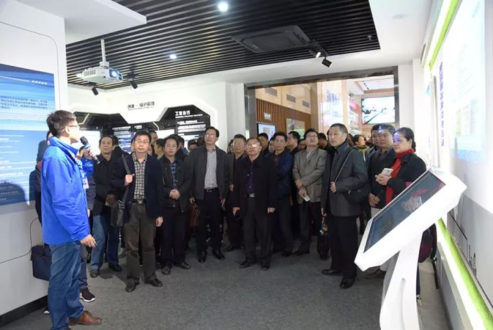 1542610133127312.jpg 640 (2)_結果-d4108b6a-a274-4085-8349-77fca885a145.jpg